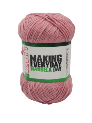 67 Blankets Promo Chunky- PC10- Pink